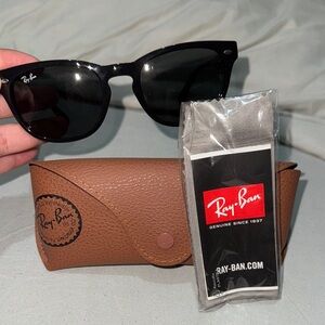 Ray-Ban Classic Black Sunglasses with Brown Case